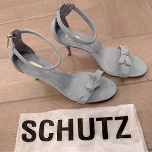 Schutz Powder Blue Leather Bow Sandal, Size 9